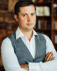 Александр  КАЗЁННОВ, фото